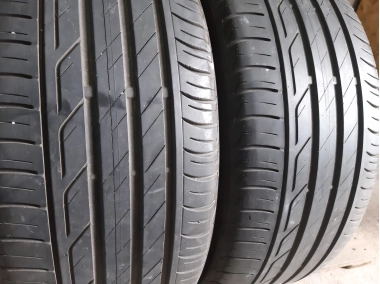 Bridgestone Turanza T001 .   // 225/50R 17
