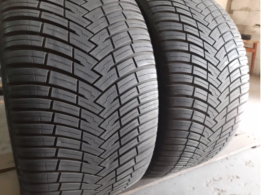 Pirelli All Seasons SF2 Scorpion 315/35R 20
