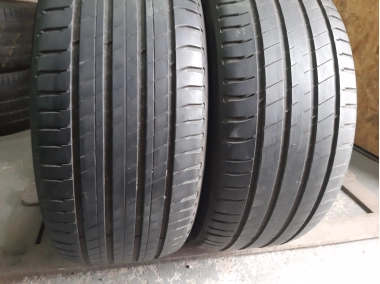 Michelin Latitude Sport 3 .   . 275/45R 20