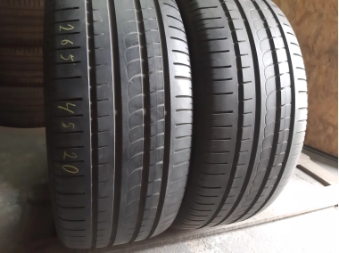Pirelli P Zero Rosso 265/45R 20