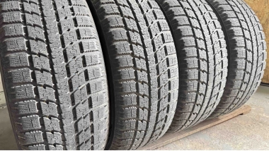 Toyo Observe GSI-5 245/55R 19