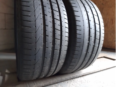 Pirelli P Zero 255/30R 20