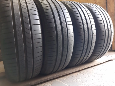 Michelin Energy Saver  . ..   // 205/55R 16