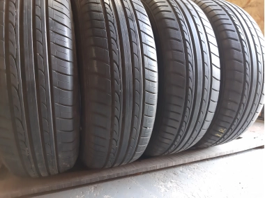 Dunlop SP Sport Fastresponse 215/65R 16