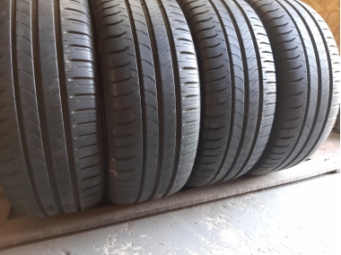 Michelin Energy Saver  . 215/55R 16