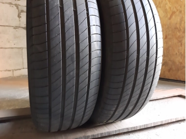 Michelin Primacy 4  . .  .. 195/65R 15