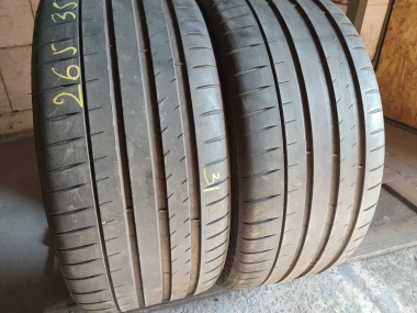 Michelin Pilot Sport 4s.//. 265/35R 21
