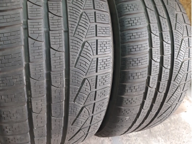 Pirelli Sottozero Winter 240 275/40R 19