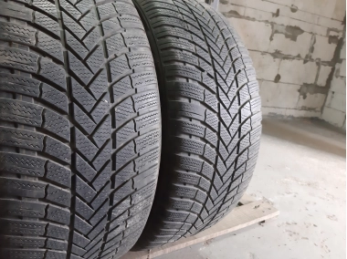Bridgestone Blizzak LM-005         . 255/50R 19
