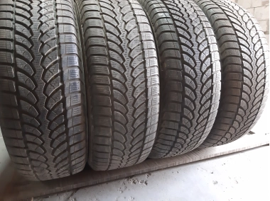 Bridgestone Blizzak LM-80  .. 215/65R 16