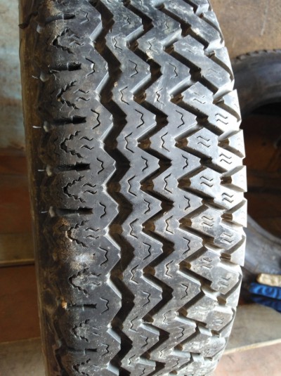 Michelin XVS - P 185R 15C