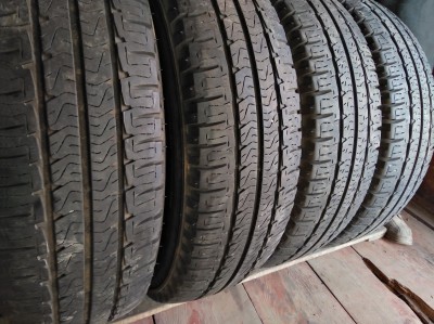 Michelin Agilis Campimg 215/75R 16C