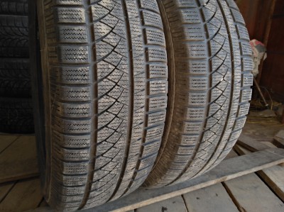 GT Radial Champiro Winter HP 225/60R 17