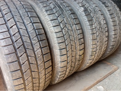 Pirelli Scorpion lce snow 225/55R 18