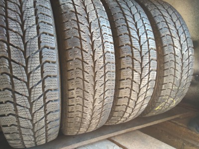 Uniroyal Snow Max 2 185/75R 16C