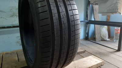 Vredestein Ultrac Vokzi 275/40R 20