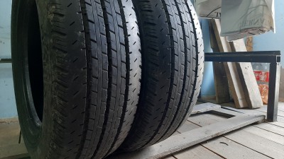 Nokian Hakka C./. 225/65R 16C