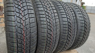 Firestone WinterHawk 3../ 215/65R 15