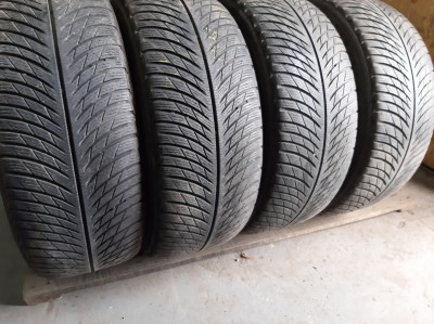 Michelin Pilot Alpin 5.///../ 245/45R 19