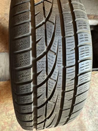 Hankook Winter I Cept EVO 215/55R 17