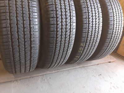 Bridgestone Dueller H/T 684 ../ 205/70R 15