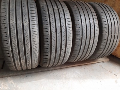 Barum Bravuris 5.//./ 235/50R 17
