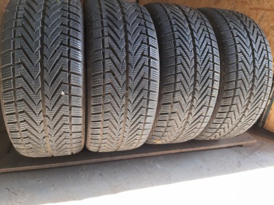 Vredestein Wintrac Extreme./…. 235/45R 17
