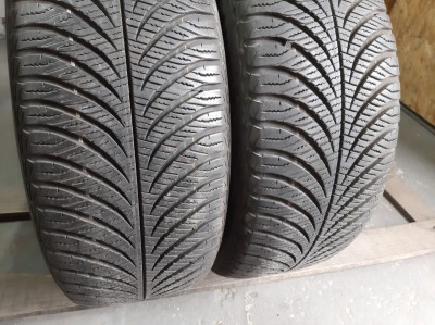 GoodYear Vector4Seasons /… 215/55R 17