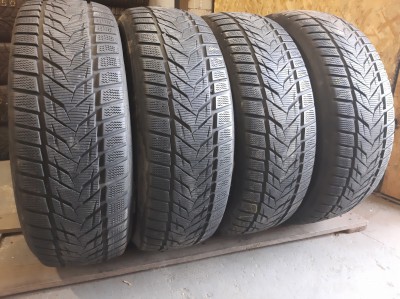 Vredestein Giugiaro Design .. 225/60R 17