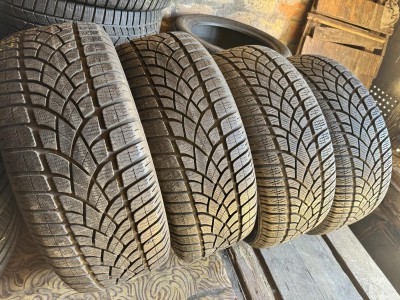 Dunlop SPWinterSport3D///. 225/50R 18