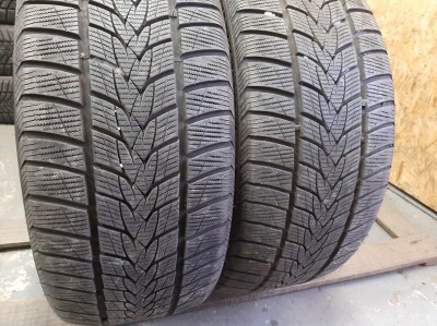 Imperial Snow Dragon UHP../.. 255/40R 20