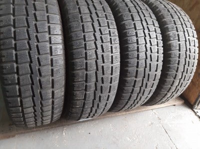 Cooper Discover 235/70R 16