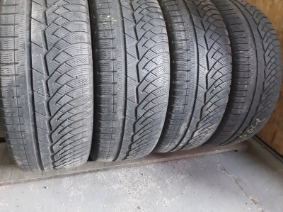 Michelin PilotAlpin PA4 ..// 235/45R 19