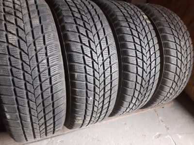 Hankook W400 195/60R 15