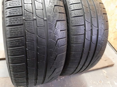 Pirelli Sottozero Winter 210  ../ 245/45R 17