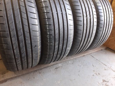 Bridgestone Turanza T005*../ 225/50R 18