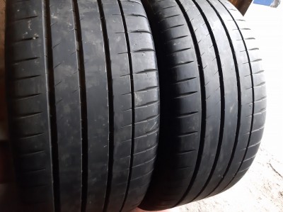 Michelin Pilot Sport 4S… 275/40R 20