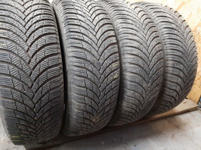 Firestone Winterhawk … 215/70R 16
