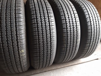 Bridgestone Dueller H/T 684 ../… 205/70R 15
