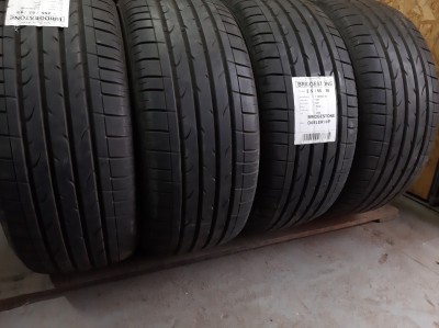 Bridgestone Dueller HP Sport . . 255/55R 18