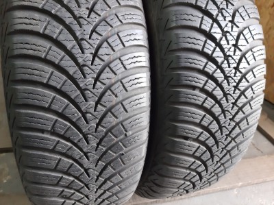 Esa-Tecar Super grip 7+ 195/65R 15