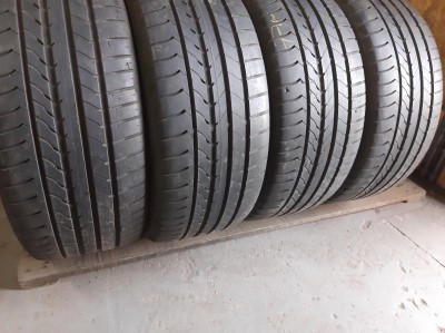 GoodYear EfficientGrip   …. 245/45R 17