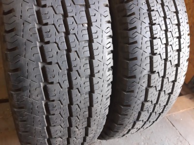 Michelin Agilis 81  .. 215/70R 15C
