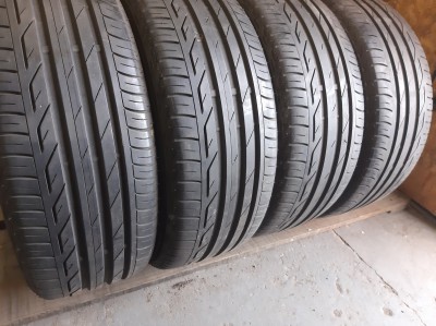 Bridgstone Turanza T001 ../ 195/55R 15