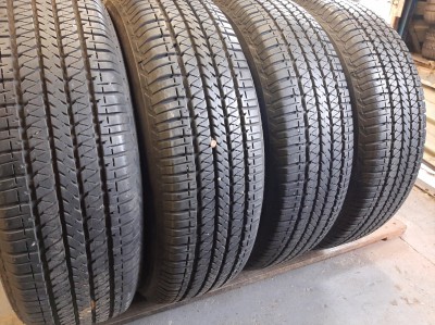 Bridgestone Dueller H/T 684 ../…  . 205/70R 15