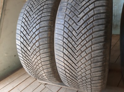 Continental All Season Contact .  . 255/55R 18