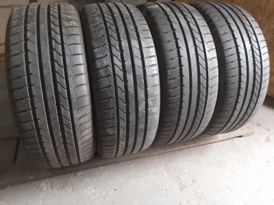 Good Year Efficient Grip   ../… 215/50R 17