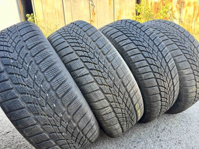 Шини на авто в хорошому стані Dunlop SP  WinterSport  4D NO   шириною 235 висотою 55 радіусом R 19 низькі ціни