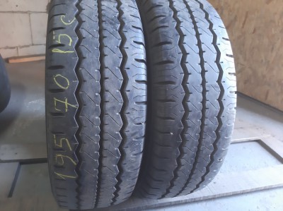 Hankook RA 08    // 195/70R 15C
