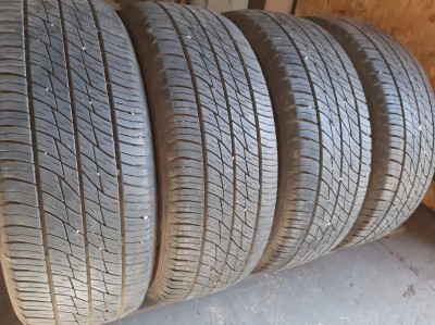 Dunlop Grandtrek   .. 235/60R 16